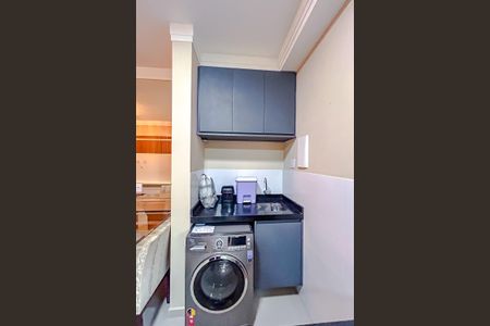 Apartamento à venda com 45m², 2 quartos e sem vagaCozinha e Área de Serviço