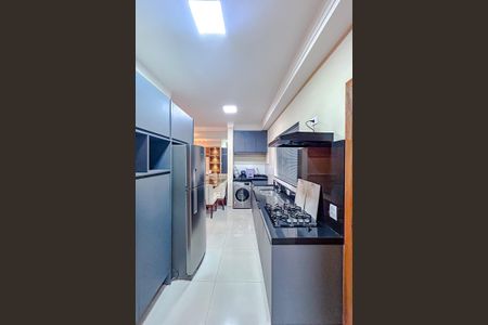 Apartamento à venda com 45m², 2 quartos e sem vagaCozinha e Área de Serviço