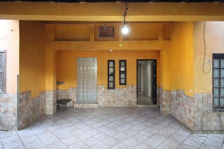 Casa para alugar com 160m², 3 quartos e 2 vagasFachada