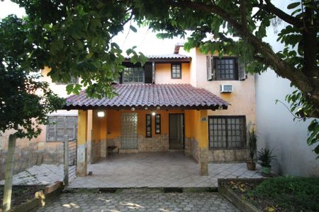 Casa para alugar com 160m², 3 quartos e 2 vagasFachada