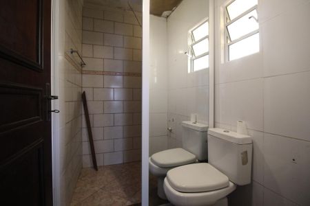 Casa para alugar com 160m², 3 quartos e 2 vagasBanheiro 1
