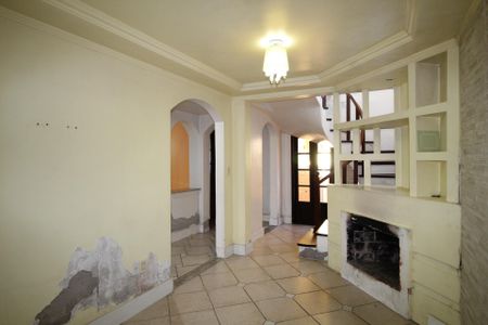 Casa para alugar com 160m², 3 quartos e 2 vagasSala