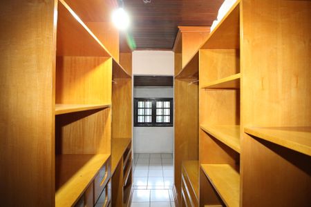 Casa para alugar com 160m², 3 quartos e 2 vagasCloset da suíte 1