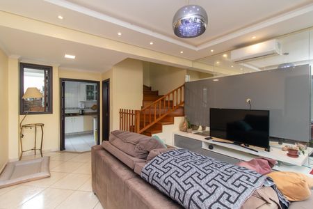 Casa à venda com 150m², 3 quartos e 1 vaga Casa à venda com 150m², 3 quartos e 1 vagaSala