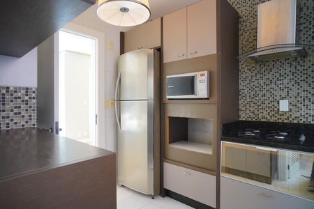 Apartamento para alugar com 200m², 3 quartos e 1 vaga Apartamento para alugar com 200m², 3 quartos e 1 vagaCozinha