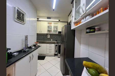 Apartamento para alugar com 100m², 3 quartos e 1 vaga Apartamento para alugar com 100m², 3 quartos e 1 vagaCozinha