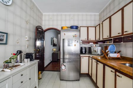 Casa para alugar com 380m², 3 quartos e 4 vagasCozinha