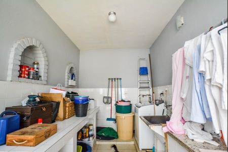 Casa para alugar com 380m², 3 quartos e 4 vagasÁrea de Serviço