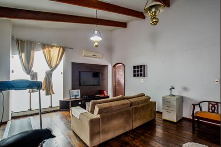 Casa para alugar com 380m², 3 quartos e 4 vagasSala 2