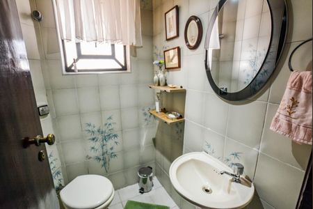 Lavabo de casa para alugar com 3 quartos, 380m² em Santa Terezinha, Santo André