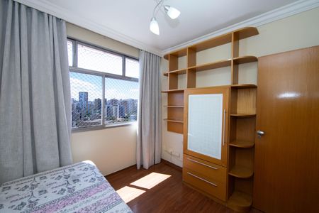 Apartamento à venda com 126m², 4 quartos e 2 vagas Apartamento à venda com 126m², 4 quartos e 2 vagasQUARTO2