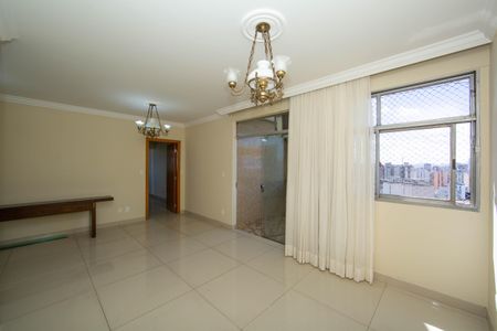 Apartamento à venda com 126m², 4 quartos e 2 vagas Apartamento à venda com 126m², 4 quartos e 2 vagasSALA