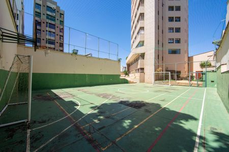 Apartamento à venda com 126m², 4 quartos e 2 vagas Apartamento à venda com 126m², 4 quartos e 2 vagasQUADRA