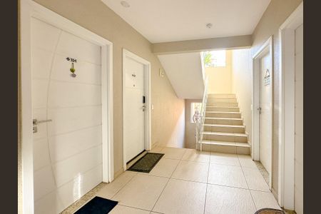 Apartamento para alugar com 70m², 2 quartos e 1 vagaHall de entrada