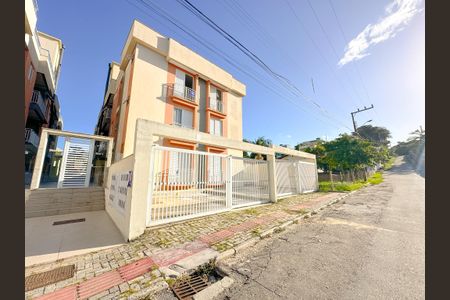 Apartamento para alugar com 70m², 2 quartos e 1 vagaFachada