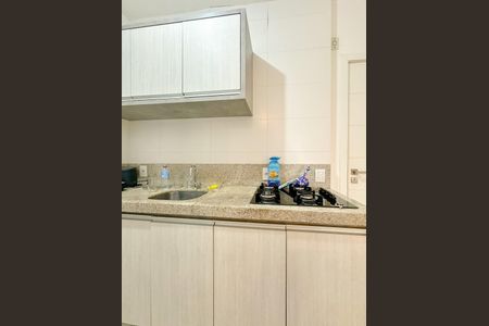 Apartamento para alugar com 70m², 2 quartos e 1 vagaCozinha