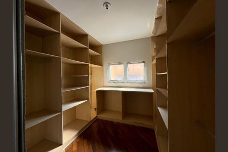 Casa para alugar com 422m², 4 quartos e 3 vagasFoto 21