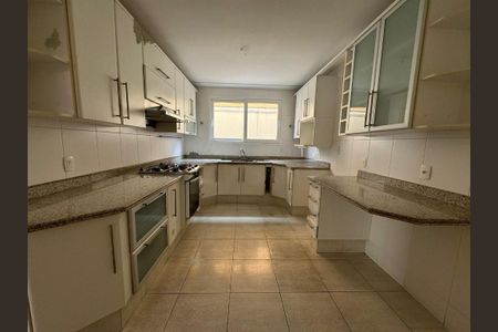 Casa para alugar com 422m², 4 quartos e 3 vagasFoto 06