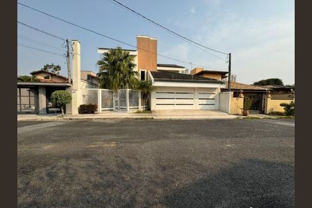 Casa para alugar com 422m², 4 quartos e 3 vagasFoto 45