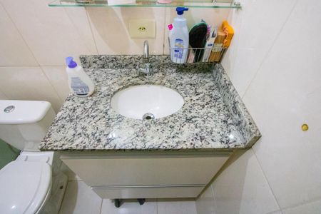 Apartamento à venda com 49m², 2 quartos e 1 vaga Apartamento à venda com 49m², 2 quartos e 1 vagaBanheiro do quarto 1