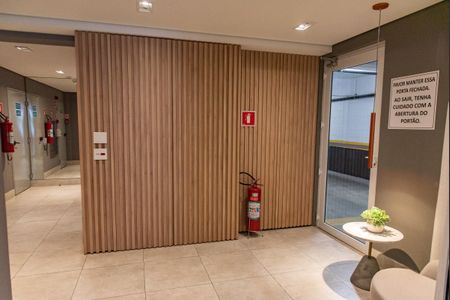 Apartamento para alugar com 47m², 1 quarto e 1 vagaHall social