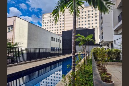 Apartamento à venda com 24m², 1 quarto e sem vagaPiscina