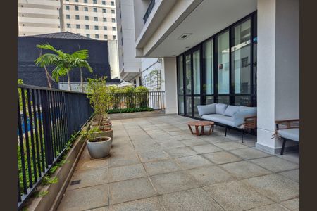 Apartamento à venda com 24m², 1 quarto e sem vagaSalão de Festas - Área Externa