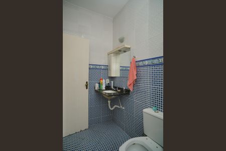 Casa de condomínio para alugar com 187m², 3 quartos e 3 vagasBanheiro do Quarto 2