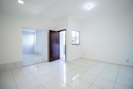 Sala de casa para alugar com 2 quartos, 85m² em Irajá, Rio de Janeiro