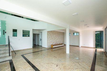 Casa à venda com 3 quartos, 300m² em Piratininga, Niterói