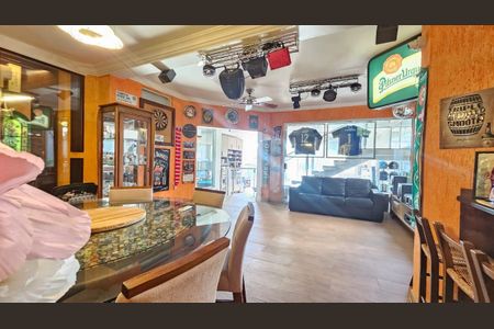 Casa à venda com 5 quartos, 730m² em Residencial Dez (Alphaville), Santana de Parnaíba