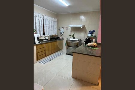 Casa à venda com 3 quartos, 232m² em Vila Camilópolis, Santo André