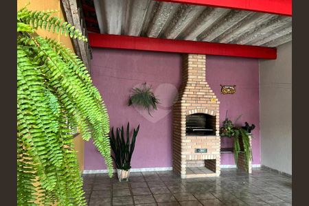 Casa à venda com 3 quartos, 232m² em Vila Camilópolis, Santo André