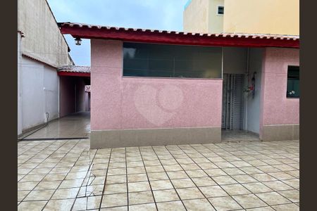 Casa à venda com 3 quartos, 232m² em Vila Camilópolis, Santo André