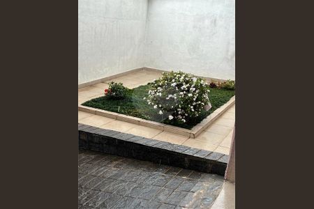 Casa à venda com 3 quartos, 232m² em Vila Camilópolis, Santo André