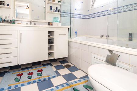 Casa à venda com 4 quartos, 375m² em Granja Julieta, São Paulo