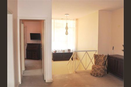 Casa à venda com 4 quartos, 360m² em Santo Amaro, São Paulo