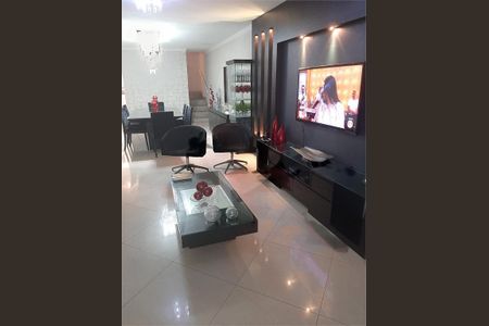 Casa à venda com 3 quartos, 227m² em Cidade Mãe do Céu, São Paulo