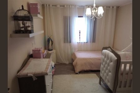Casa à venda com 3 quartos, 148m² em Vila Lucinda, Santo André