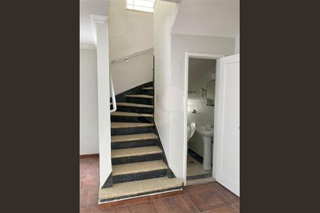 Casa à venda com 100m², 1 quarto e 2 vagas