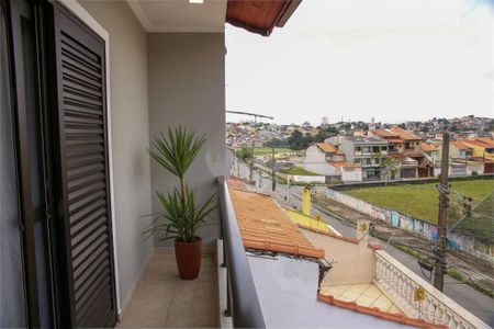 Casa à venda com 250m², 2 quartos e 8 vagas