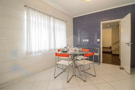 Casa à venda com 4 quartos, 218m² em Vila Nova Caledonia, São Paulo