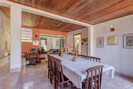 Casa à venda com 2 quartos, 140m² em Campo Grande, São Paulo