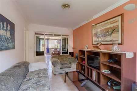 Casa à venda com 2 quartos, 140m² em Campo Grande, São Paulo