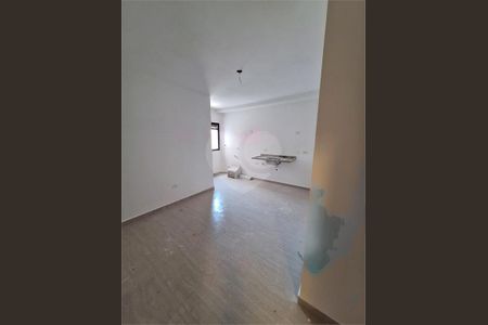 Casa à venda com 2 quartos, 42m² em Vila Gustavo, São Paulo