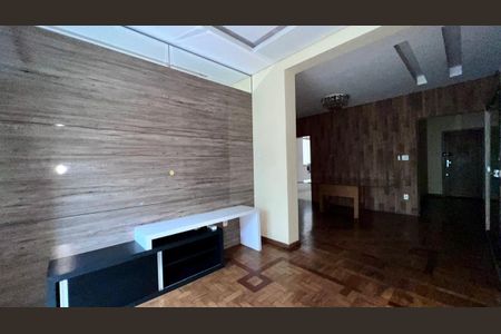 sala  de apartamento à venda com 3 quartos, 150m² em Centro, Belo Horizonte