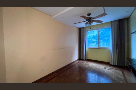 Apartamento à venda com 150m², 3 quartos e sem vagaquarto 