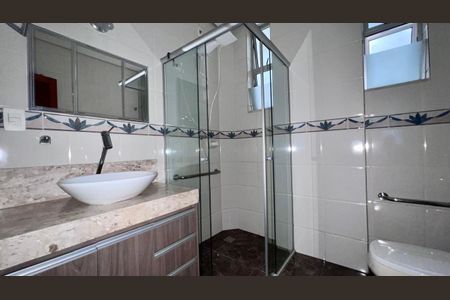 Apartamento à venda com 150m², 3 quartos e sem vagabanho