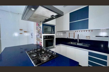 Apartamento à venda com 150m², 3 quartos e sem vagaCozinha