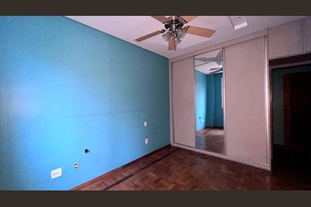 Apartamento à venda com 150m², 3 quartos e sem vagaquarto 